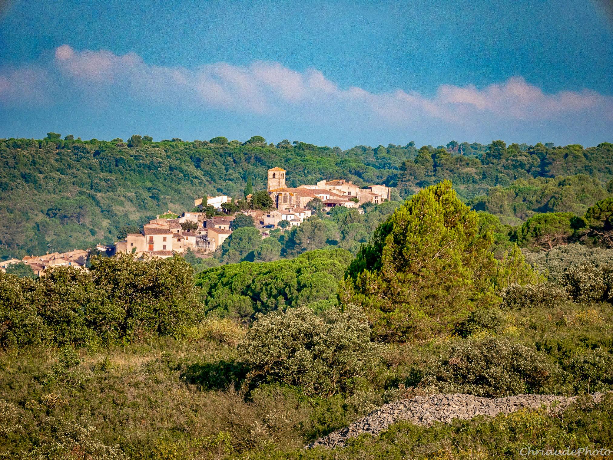 The town of Minerve, the Cesse and Brian gorges - Corbières Minervois  Tourisme